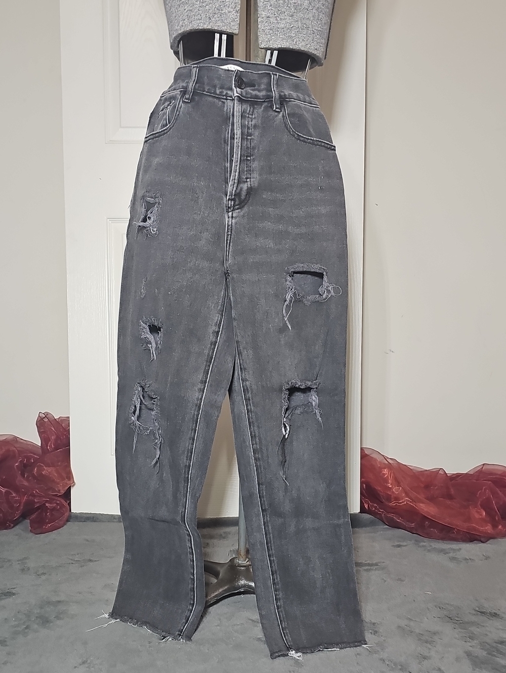 Pacsun Black Distressed Straight Leg High Rise Rough Hem Jeans Holes Size XS 26